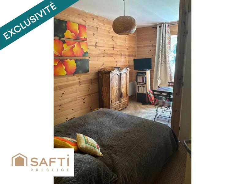 Maison - 198 m² - 13 pièces