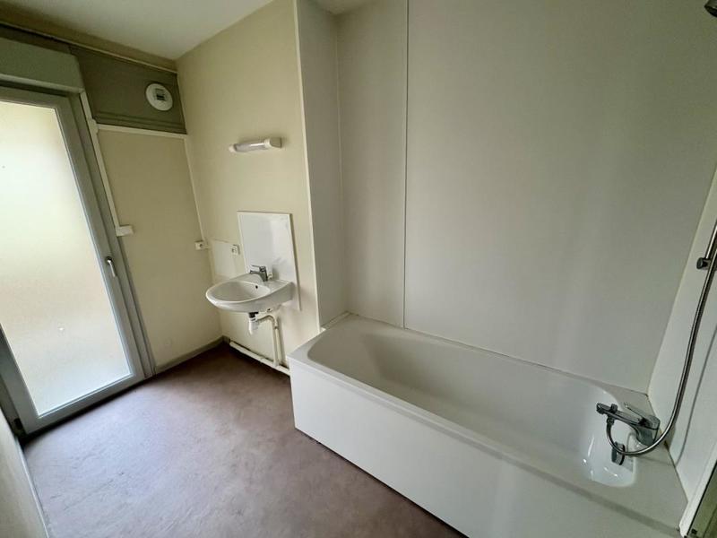 Appartement - 88 m² - 5 pièces