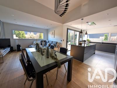 Maison de maîtres - 147 m² - 5 pièces