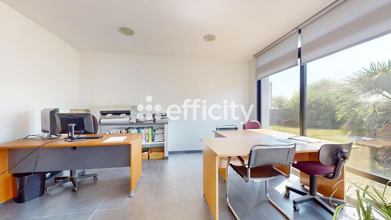 Bureau - 79 m² - 3 pièces