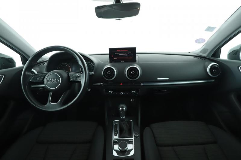Audi A3 Berline 35 Tfsi Cod Sport s tronic 7 150 ch