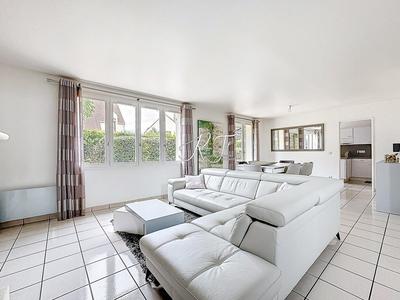 Maison - 152 m² - 7 pièces