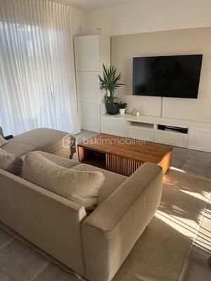 Maison - 84 m² - 4 pièces