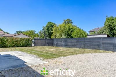 Appartement - 100 m² - 4 pièces