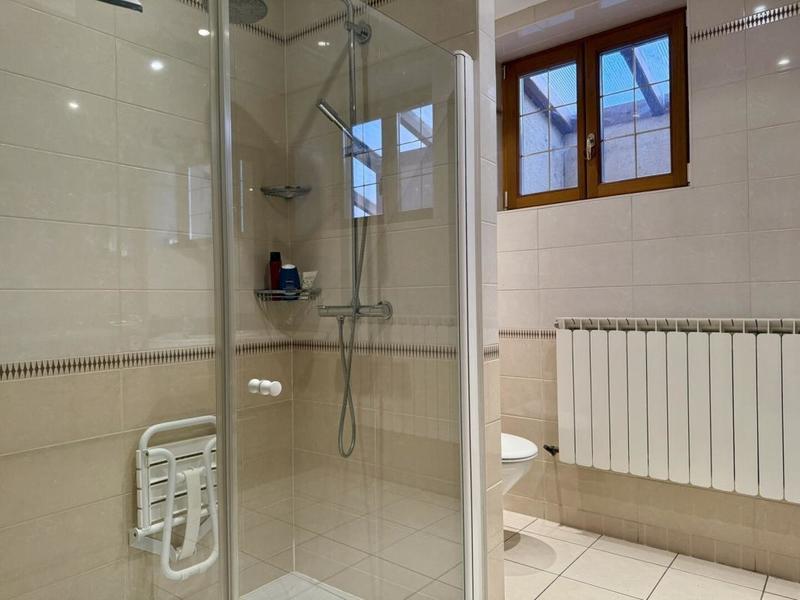 Corps de ferme - 160 m² - 8 pièces