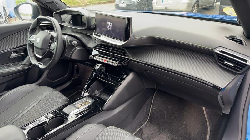 Peugeot 2008 1.5 BlueHDi 130 Eat 8 Gt