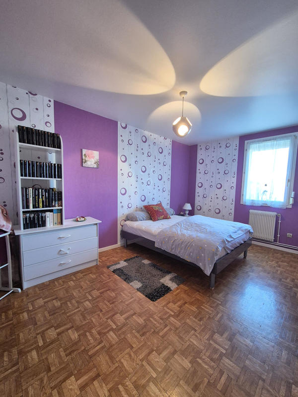 Maison - 85 m² - 5 pièces