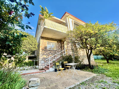 Villa - 175 m² - 6 pièces