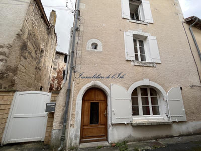 Maison - 77 m² - 3 pièces