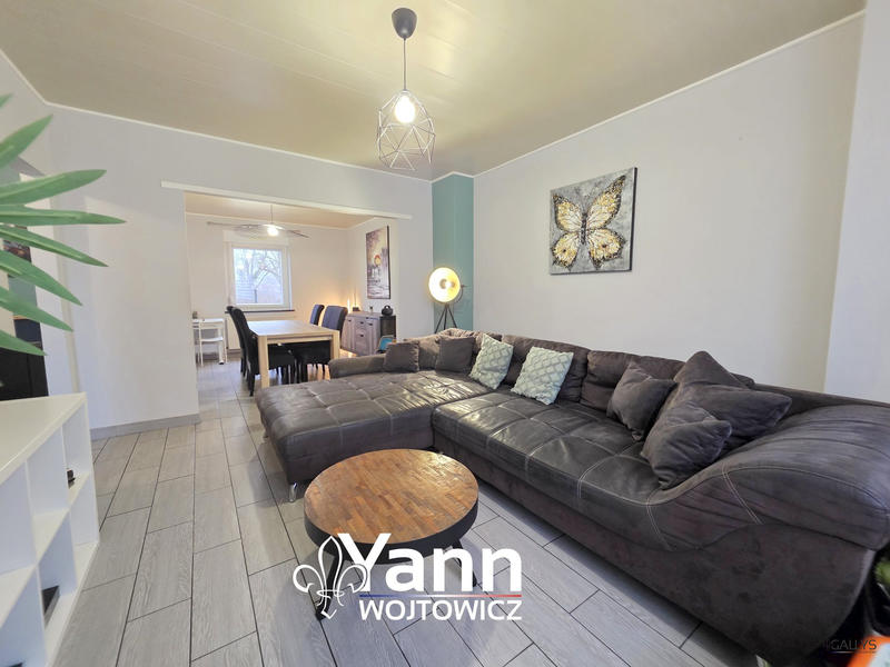 Maison - 92 m² - 5 pièces