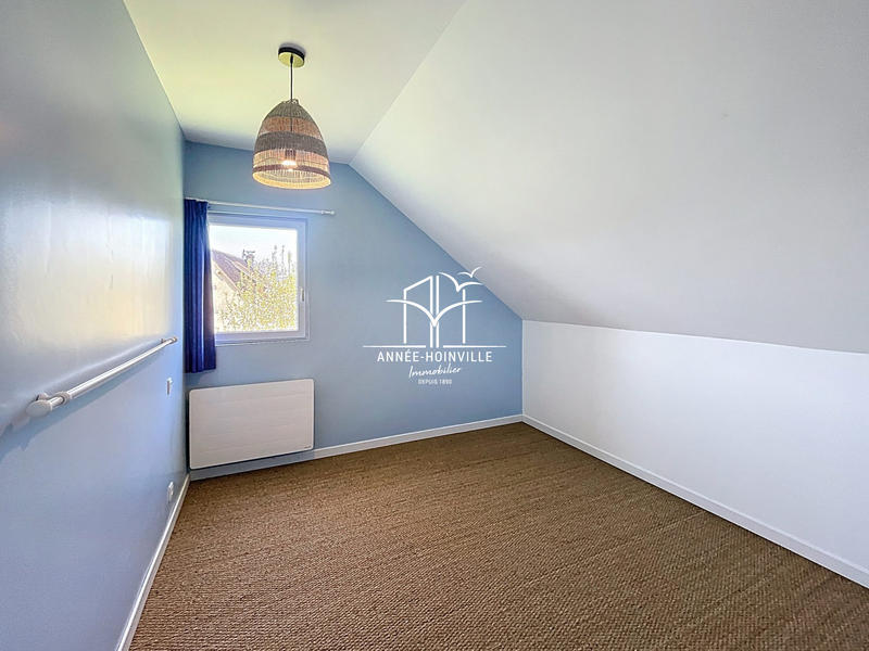 Maison - 95 m² - 5 pièces