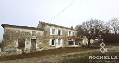 Maison ancienne - 190 m² - 8 pièces