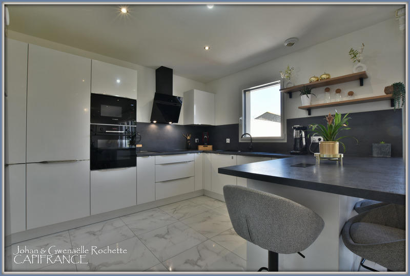 Maison - 100 m² - 5 pièces