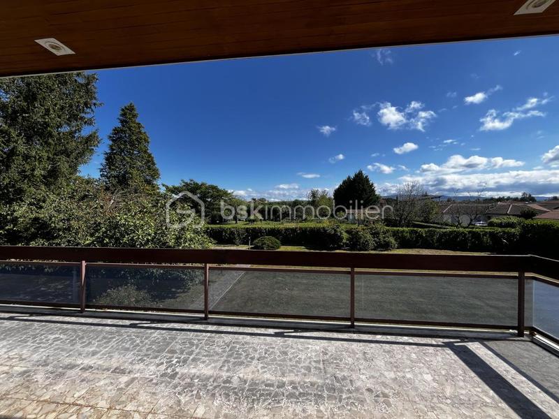 Maison d'architecte - 230 m² - 8 pièces