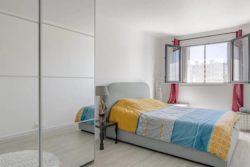 Appartement - 110 m² - 6 pièces