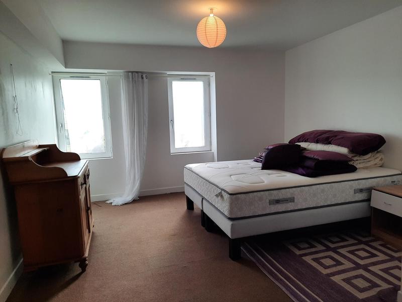 Maison traditionnelle - 133 m² - 12 pièces