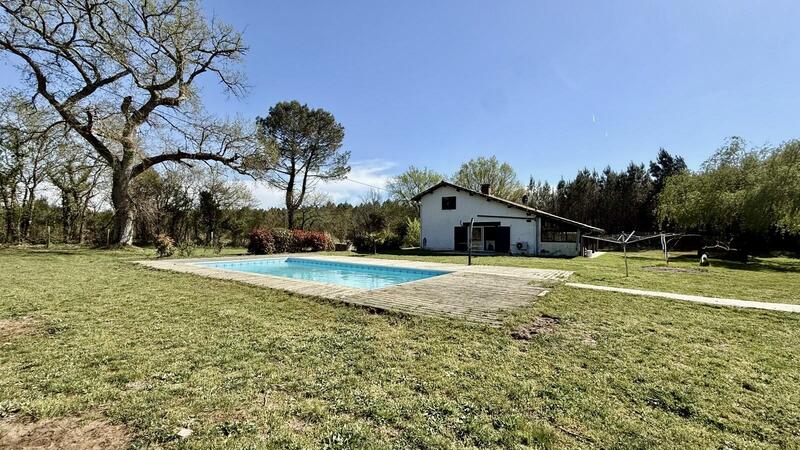 Maison - 143 m² - 6 pièces