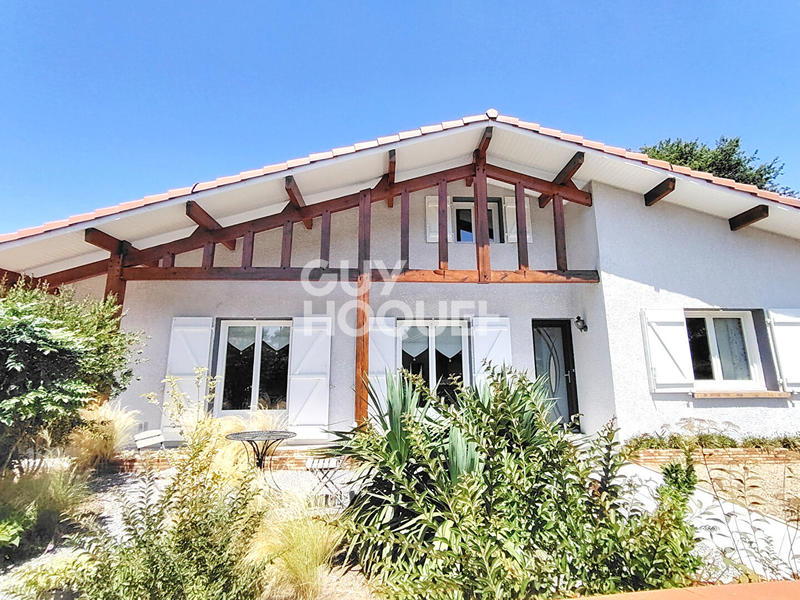 Maison - 124 m² - 6 pièces