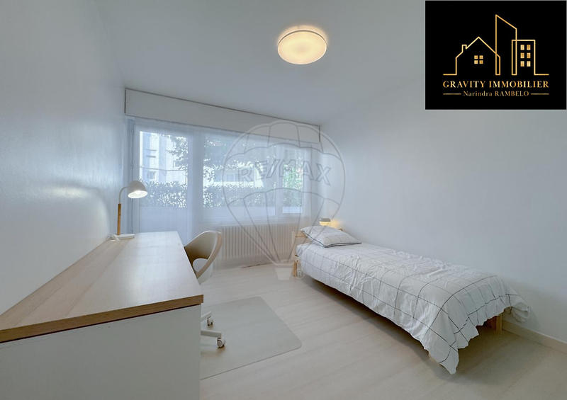 Appartement - 12 m² - 4 pièces