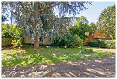 Maison bourgeoise - 217 m² - 10 pièces