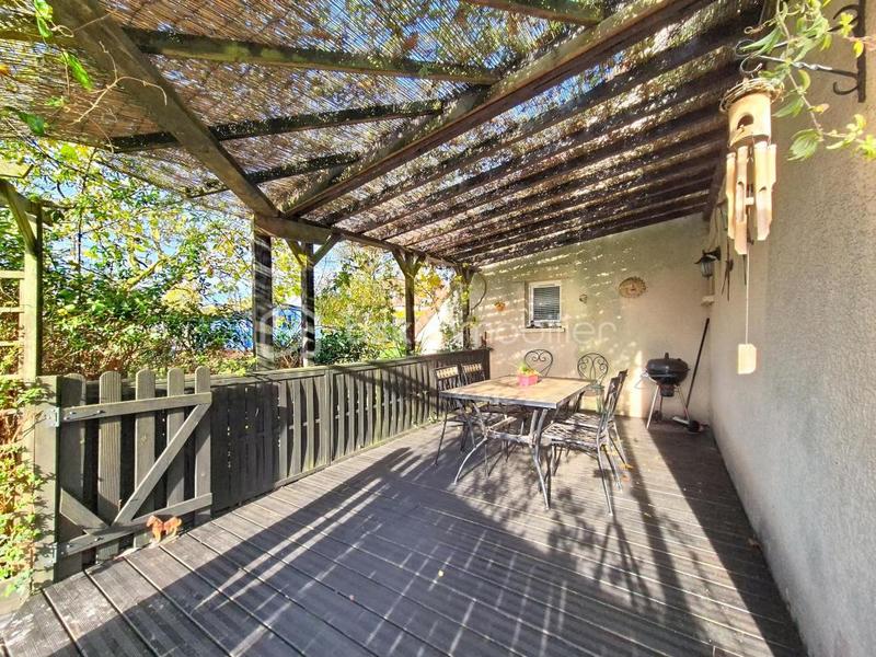 Maison traditionnelle - 125 m² - 6 pièces