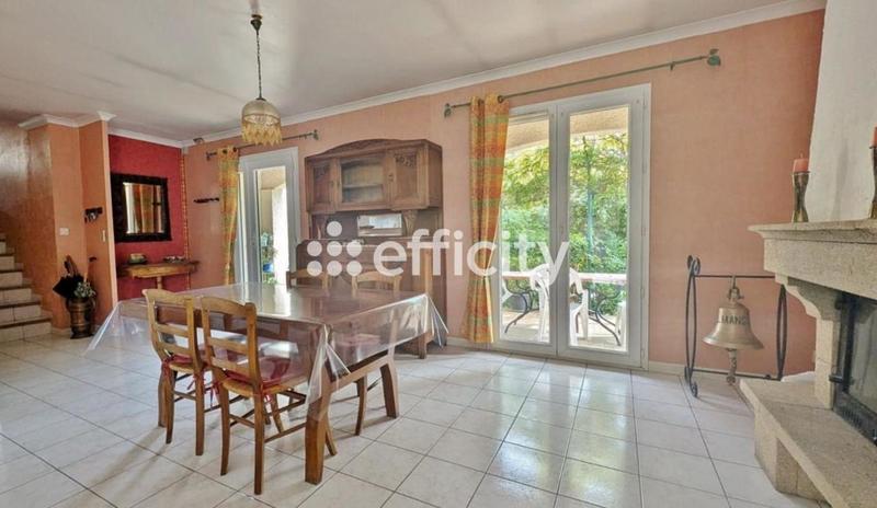 Maison - 137 m² - 6 pièces