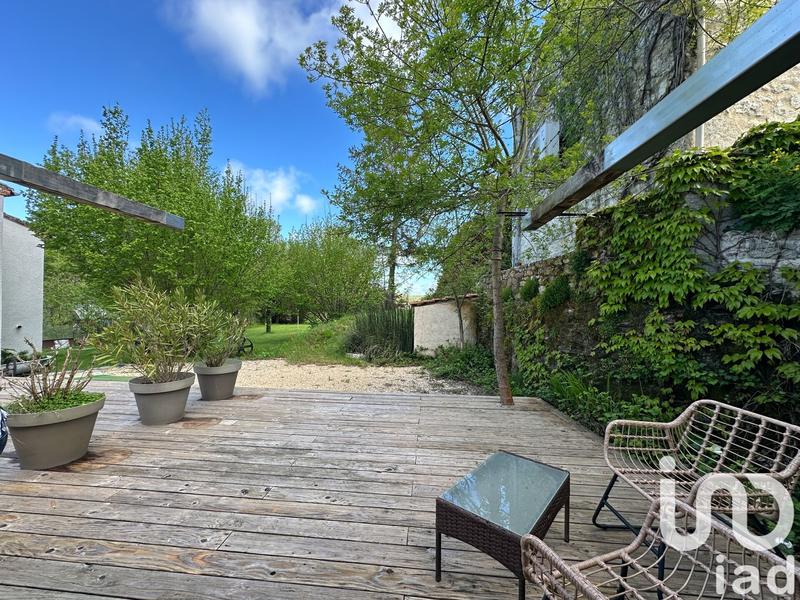 Maison - 460 m² - 16 pièces