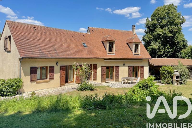 Maison - 290 m² - 7 pièces