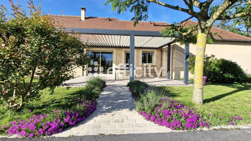 Maison - 140 m² - 5 pièces