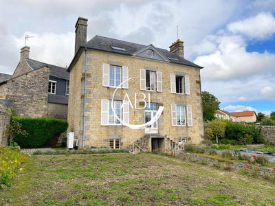 Maison ancienne - 167 m² - 9 pièces