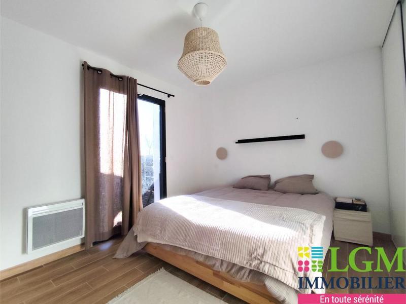 Villa - 99 m² - 4 pièces