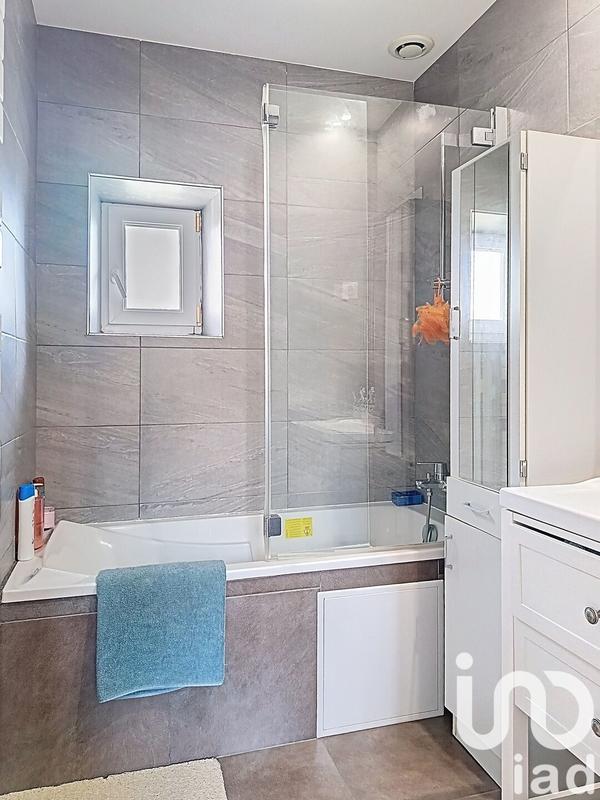 Maison de ville - 95 m² - 4 pièces