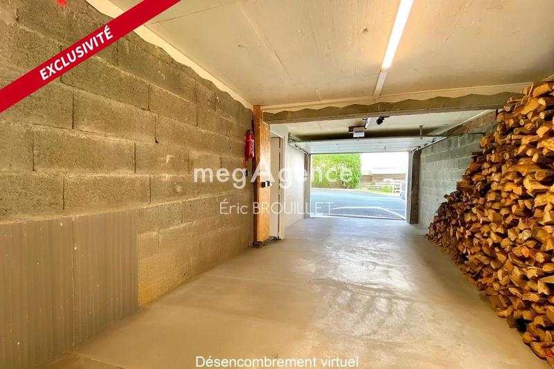 Maison - 212 m² - 9 pièces