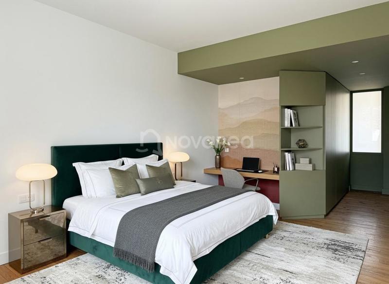 Maison de ville - 247 m² - 7 pièces