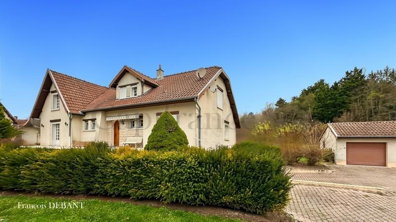 Maison - 200 m² - 7 pièces