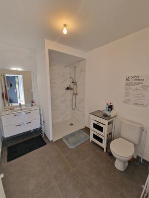 Appartement - 94 m² - 4 pièces