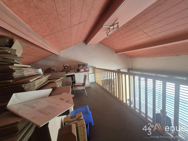 Local commercial - 200 m²