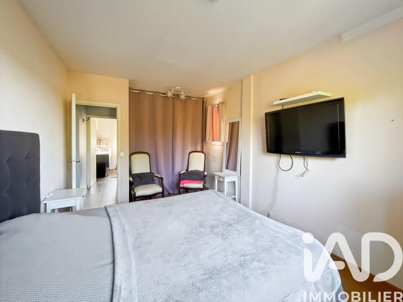 Maison - 200 m² - 8 pièces