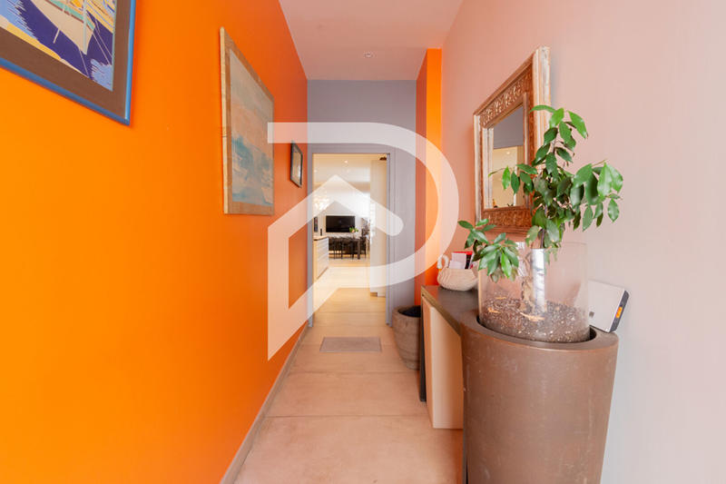 Appartement - 166 m² - 5 pièces