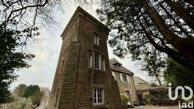 Maison - 305 m² - 1 pièce