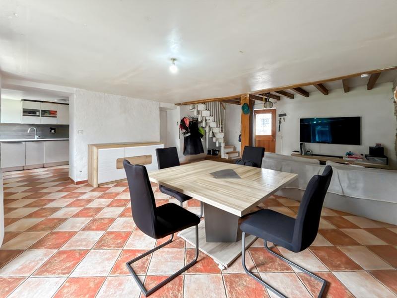 Maison - 113 m² - 5 pièces