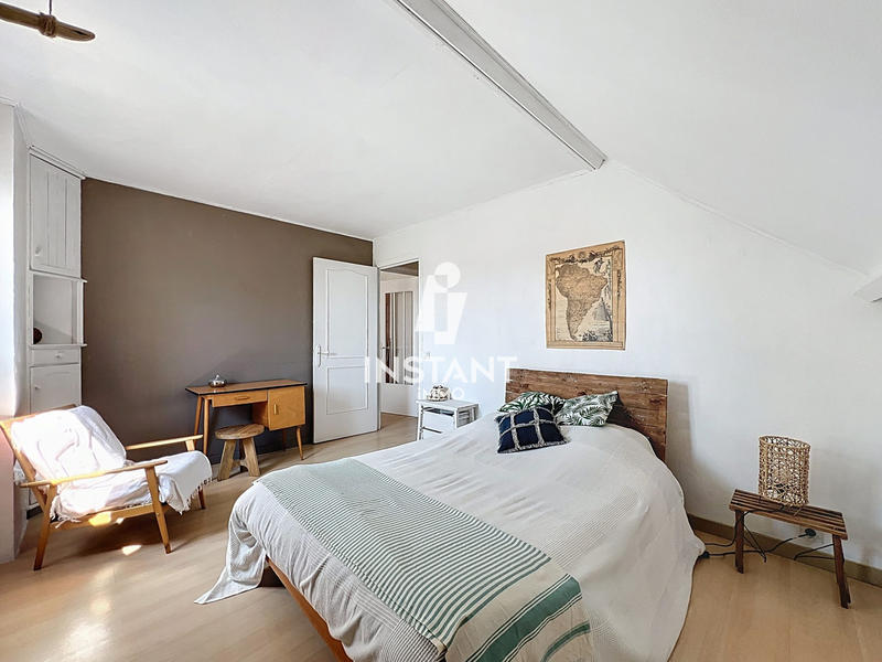 Maison - 156 m² - 8 pièces