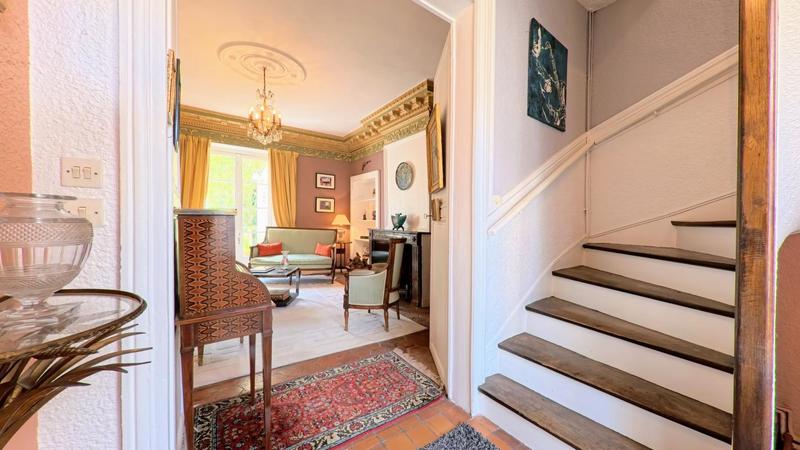 Maison - 170 m² - 7 pièces