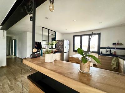 Maison - 134 m² - 5 pièces