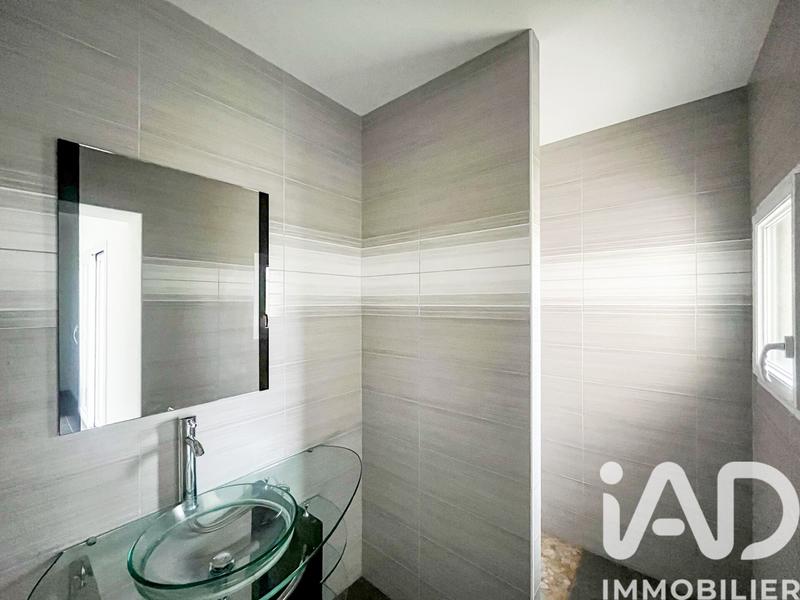 Maison - 204 m² - 7 pièces