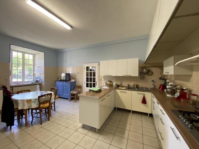 Manoir - 271 m² - 7 pièces