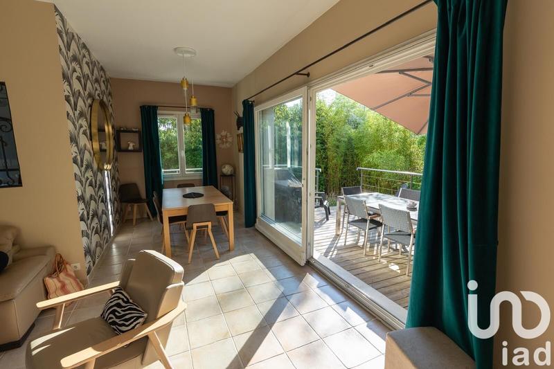 Maison - 180 m² - 7 pièces