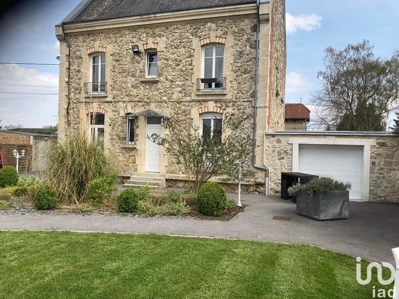 Local commercial - 689 m²