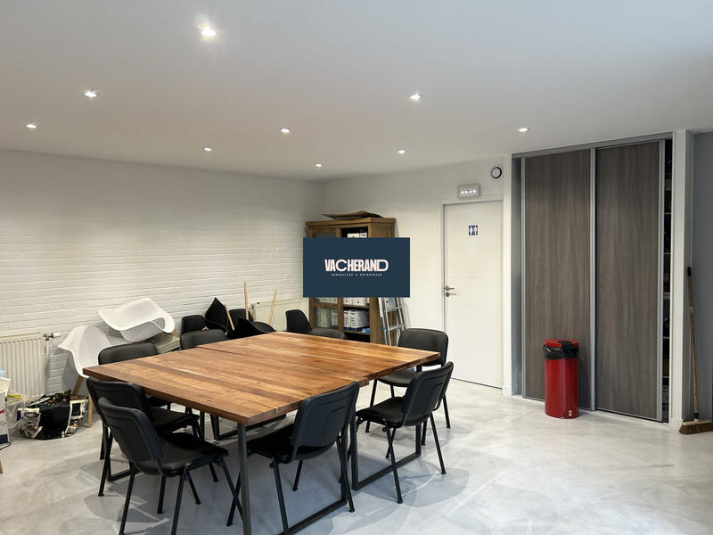 Local commercial - 131 m²