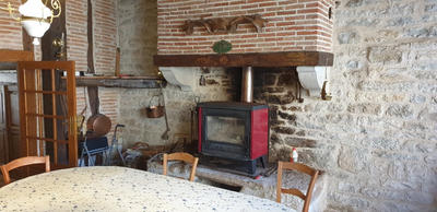 Maison - 250 m² - 6 pièces